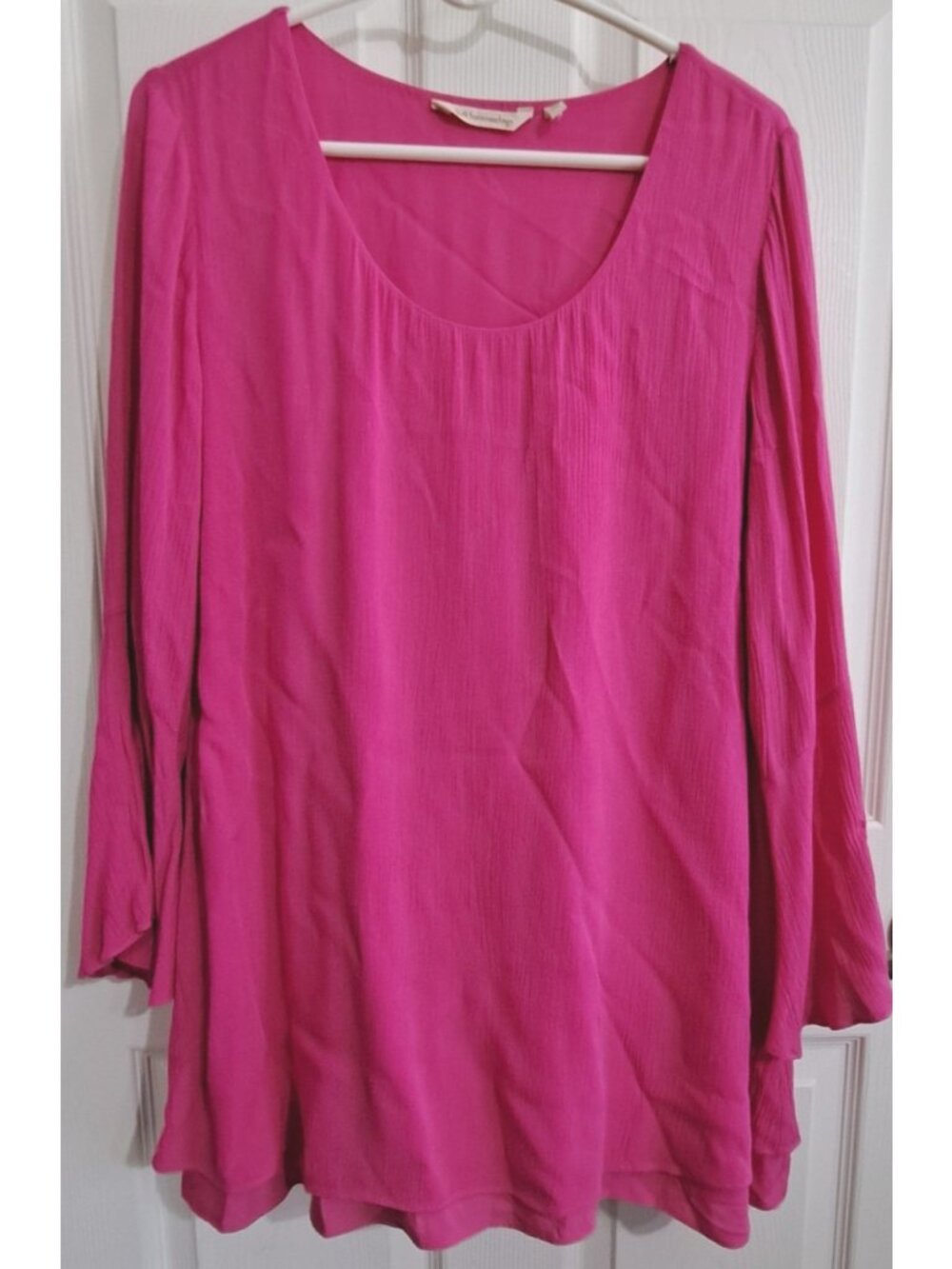 Soft Surroundings Women's L Bell Sleeve Scoop Neck Bright Pink Layered Tunic